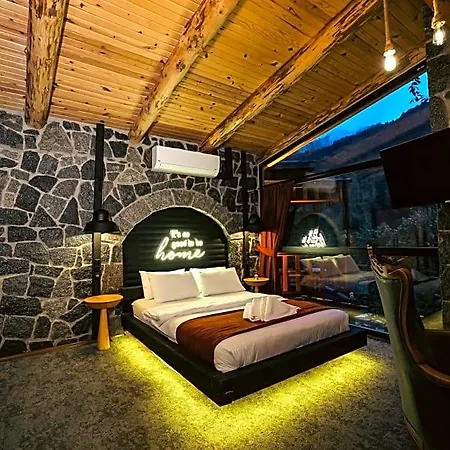 מלון Bungalove Tatil Koeyue איסטמבול